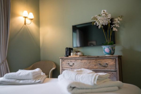 Отель The Horse and Groom Inn  Чичестер
